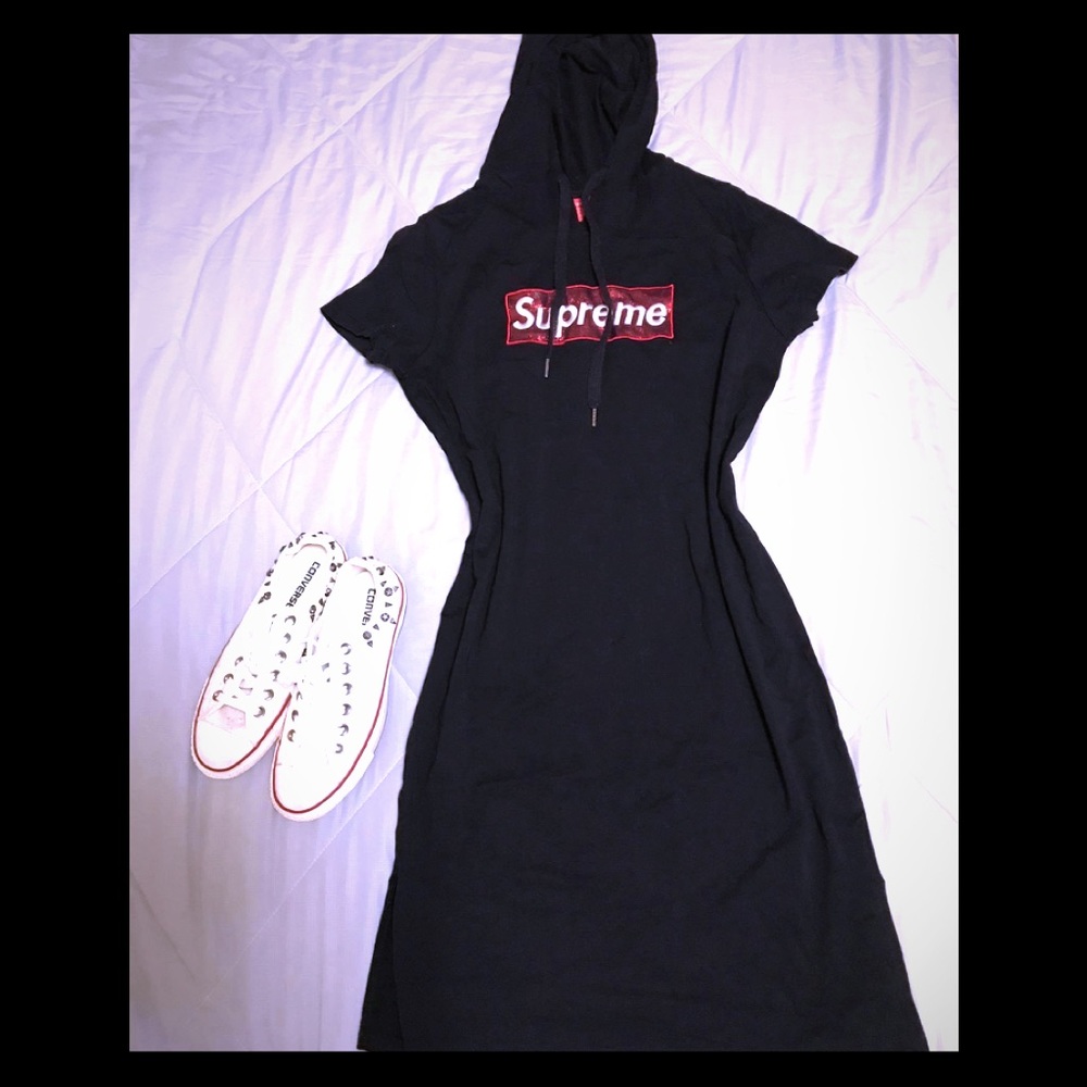 Supreme dress